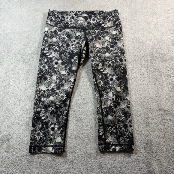 Lululemon Pants - Lululemon Wunder Under Crop Leggings Women 8 Black Floral Yoga Pants